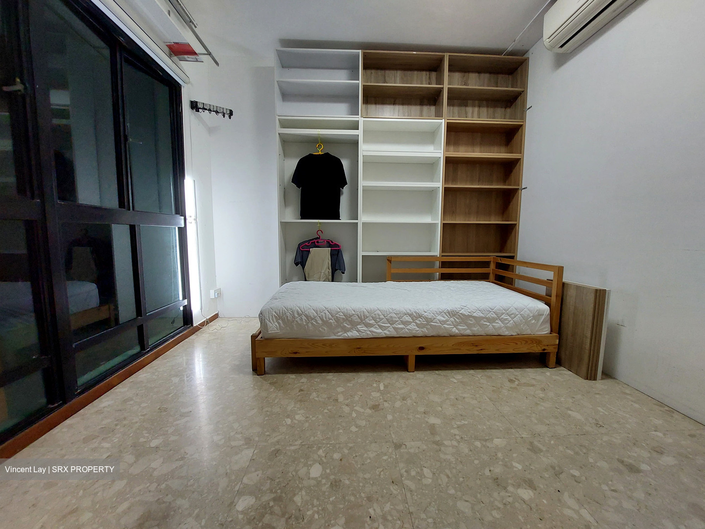 Woodsvale (D25), Condominium #571401931